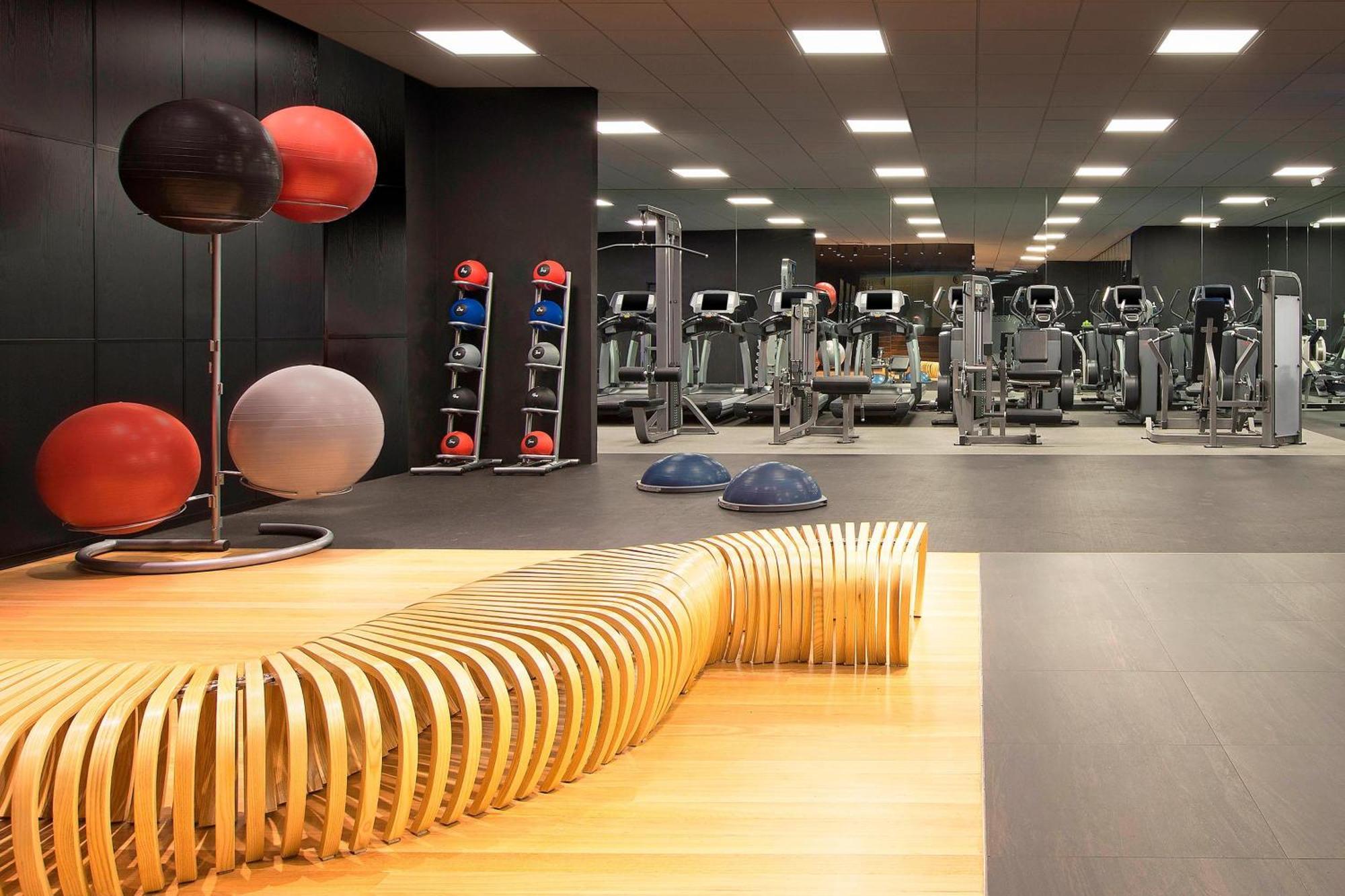 เดอะ เวสทิน เมลเบิร์น Hotel ภายนอก รูปภาพ The gym at The Dorchester